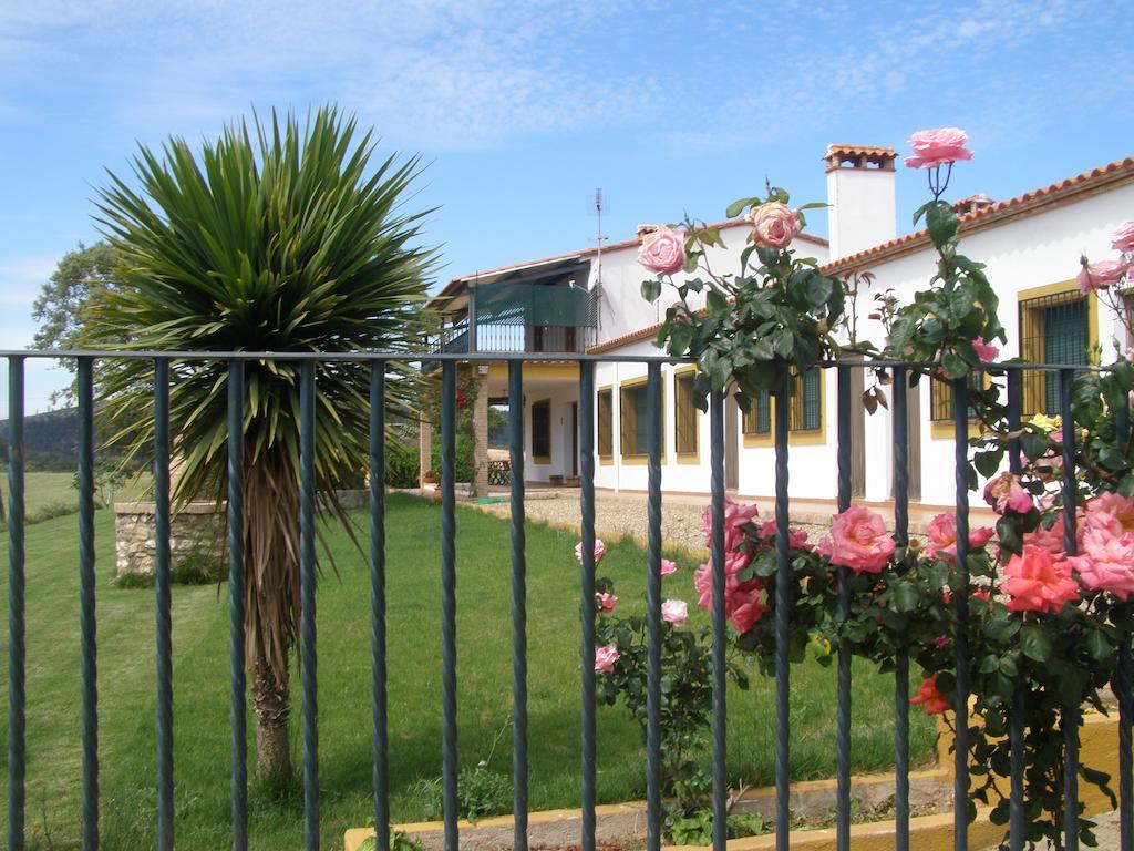 Casa Rural La Sierra De Monfraguee Malpartida De Plasencia Exteriér fotografie